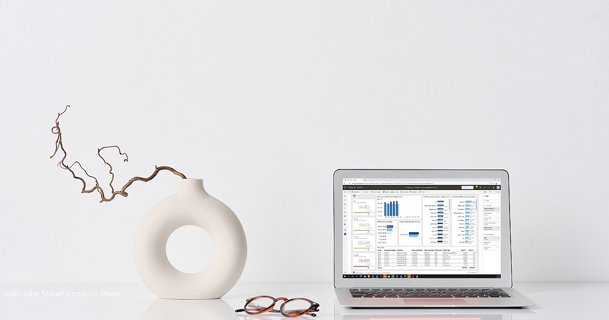 Prikaz podatkov o registriranih avtomobilih v Power BI - B2-BI